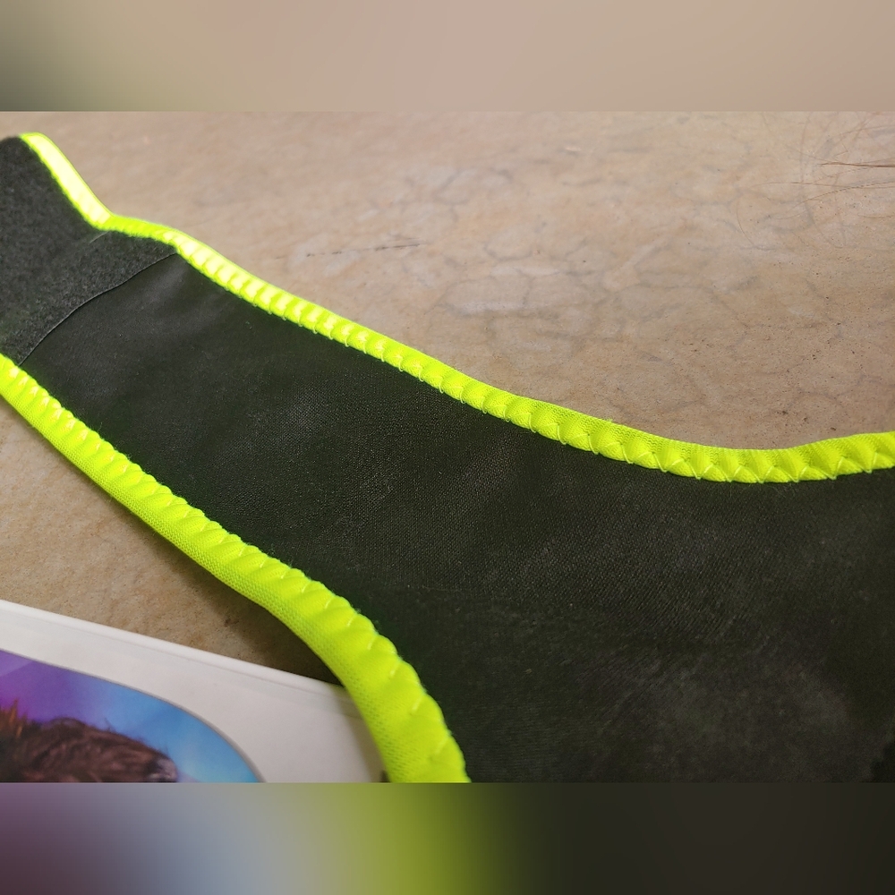 Zumba Fitness 2 2011 Nintendo Wii Game With Wii Workout Belt - Picture 12 of 16